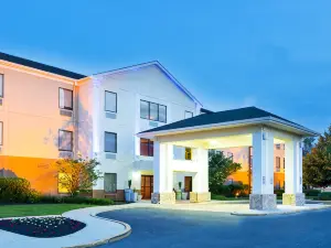 Holiday Inn Express & Suites BURLINGTON - MOUNT HOLLY by IHG