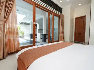 Sutan Raja Villa Kuningan