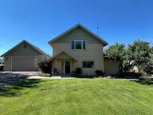 Cozy 2-bedroom house in Durango next to a Pumpkin Patch!