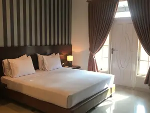 Grand Mega Hotel