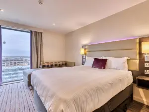 Premier Inn Milton Keynes Central (Avebury Boulevard)