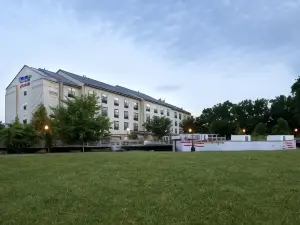 Fairfield Inn & Suites Cumberland