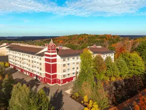 Berkshire Mountain Lodge