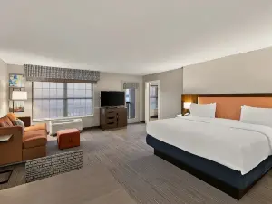希爾頓歡朋套房飯店-佩託斯基