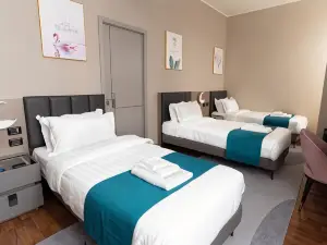 HOTEL ROYAL