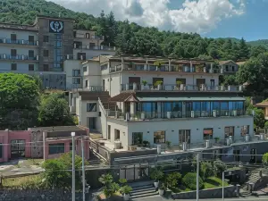 普里馬維拉德雷特那飯店