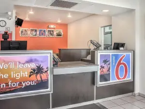 Motel 6 Mojave, CA - Airport