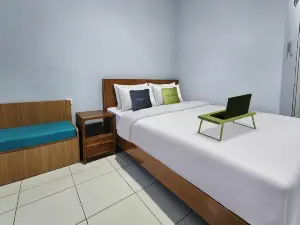 Urbanview Hotel Mutiara Persada Syariah Majalengka by RedDoorz