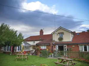 The Longham White Horse