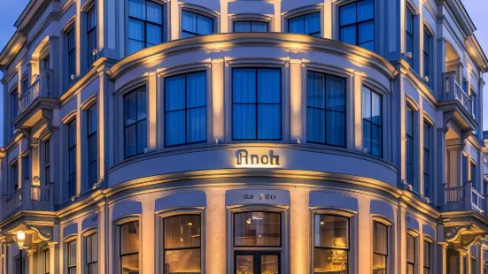 Finch Boutique Hotel, Downtown
