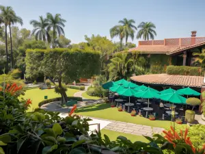 Las Mananitas Hotel Garden Restaurant and Spa