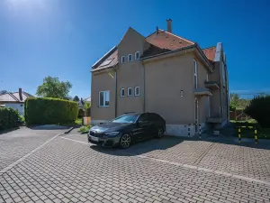 Lajta Apartmanok