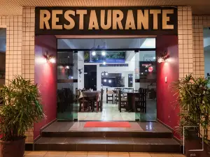 Hotel Garfo de Ouro