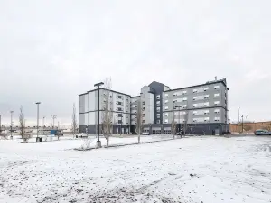 Holiday Inn Express & Suites EDMONTON SOUTH by IHG
