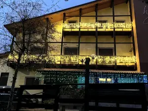 Cristall Hotel