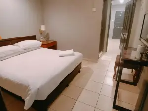 One World Lodging