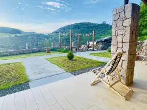 Hotel Hobbiton Near Vardzia Caves