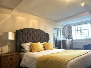 Scole Inn Hotel
