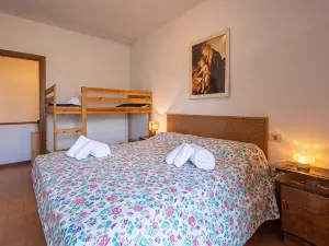 Claudia Flat - near the beach & parking