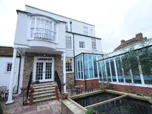 Thanington Hotel