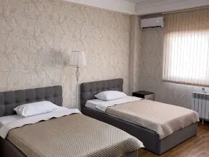 Shalbuzdag Guest House