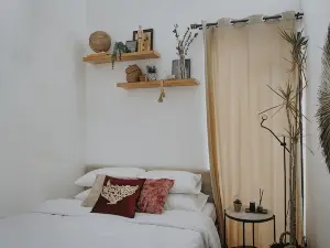 Omahe Malang Boho Urban Jungle Private House