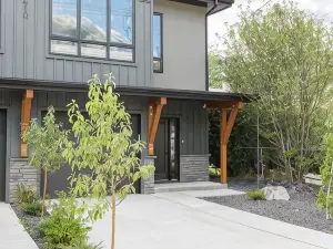 Rundleview - Impeccable Design and Private Hot Tub