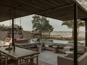 Pure Beachfront Villa with pool