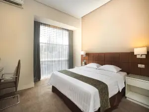 Grand Kecubung Hotel
