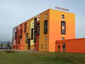 Hotel Color