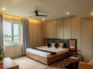 Hotel Runway Inn