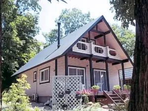 Cottage Mogi