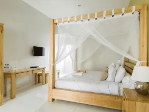 Harny's Garden Villa