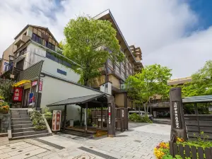 岸権旅館