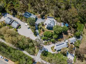 Riesling Trail & Clare Valley Cottages