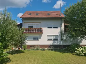 Rooms Garden