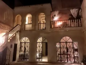 Riad Dar El Caid - Palais XIII Century