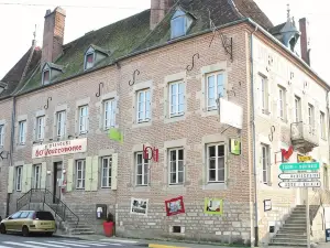 Logis Hostellerie Bressane