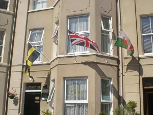 Llwynygog Guest House
