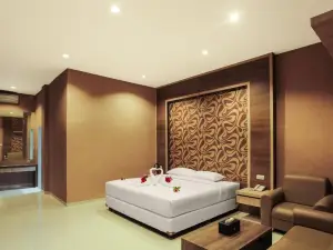 Alvina Hotel