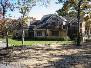 Cowgirl Palace