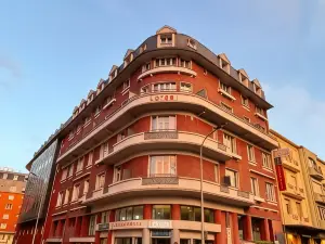 컴포트 아파트호텔 루르드 로르다