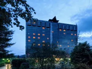 โรงแรมเมอร์เคียว โคเบลนซ์