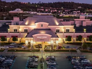 Hyatt Place at The Hollywood Casino Pittsburgh South