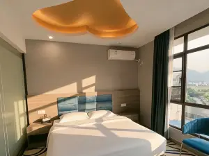 莘華閣ホテル（桂林電子科技大学花江校区）