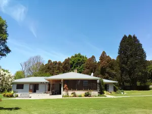 Sani Pass Manor Guest House