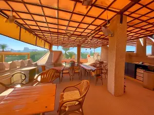 Bait Aljabal Hospitality Inn