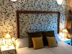 Leon Dormido Rooms & Apartments