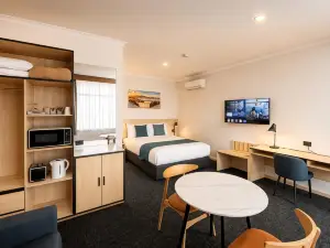 Glenelg Motel