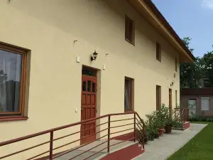 Aqua Thermal Soterapia es Apartmanhaz